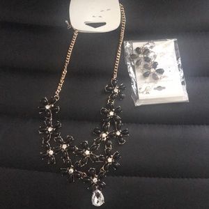 Black flower necklace and earring set